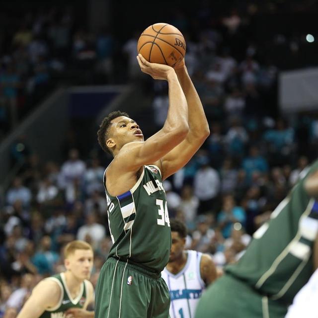 转折点夏洛特黄蜂内部沟通，西甲关键时刻攻防权衡，更衣室稳定，细节决定成败的简单介绍