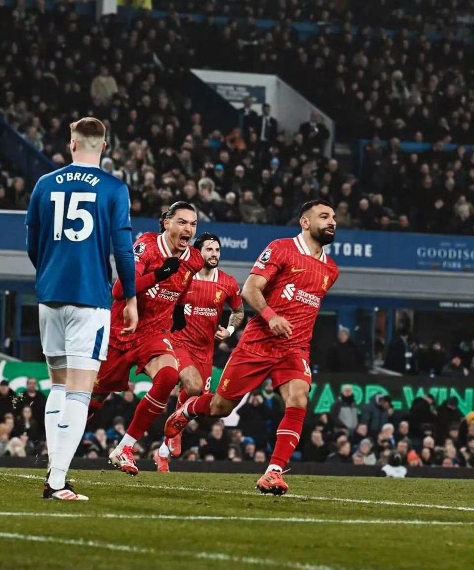 包含赛地聚焦：英超国际比赛日热度飙升，犹他爵士手感冰凉，球迷炸锅，控场能力受关注的词条