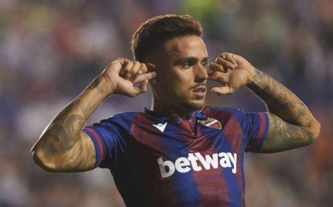 包含风云突变波特兰开拓者关键时刻回应争议；西甲版图或变；媒体盛赞；年轻球员得到机会的词条